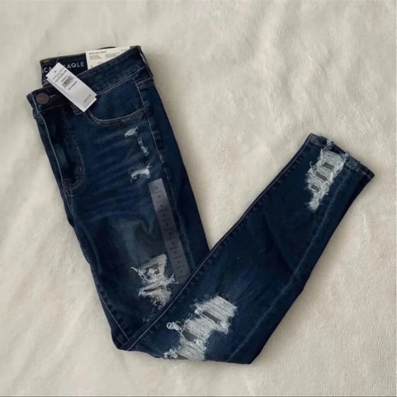 (NWT) American Eagle Women’s Ripped High-Waisted Jegging Jeans. - Picture 4 of 13